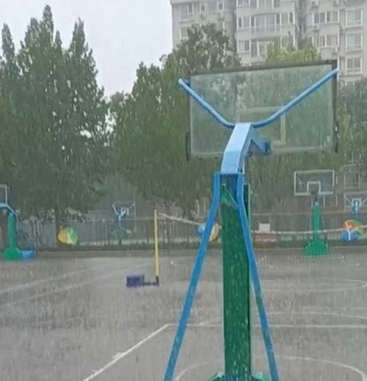 夏雨作文600字大赛初赛作品《我爱夏日的雨》-电子课本网 夏雨作文600字大赛初赛作品《我爱夏日的雨》